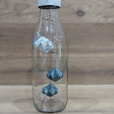 Mobile de diamants en origami en bouteille création unique fait main en france