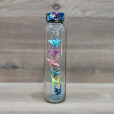 Suspension de grues en origami en bouteille création unique fait main en france